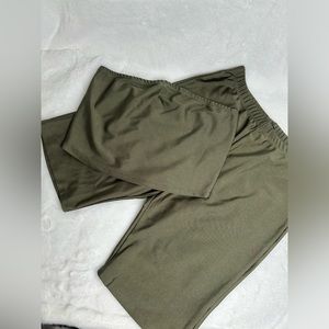 TWO PIECE SET - OLIVE GREEN - SIZE MEDIUM